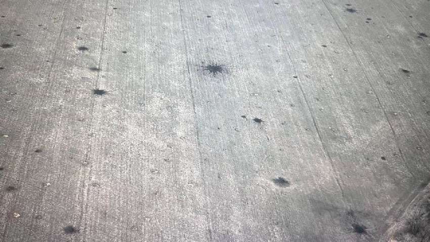 Журналист показал шокирующие кадры "мясного" штурма РФ под Бахмутом (ФОТО) Журналист показал шокирующие кадры "мясного" штурма РФ под Бахмутом (ФОТО)