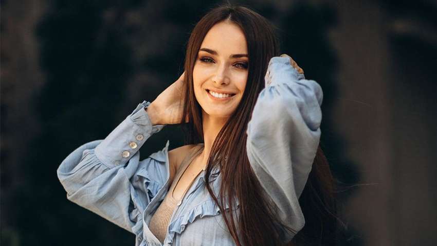 Ксения Мишина заинтриговала своей «беременностью»