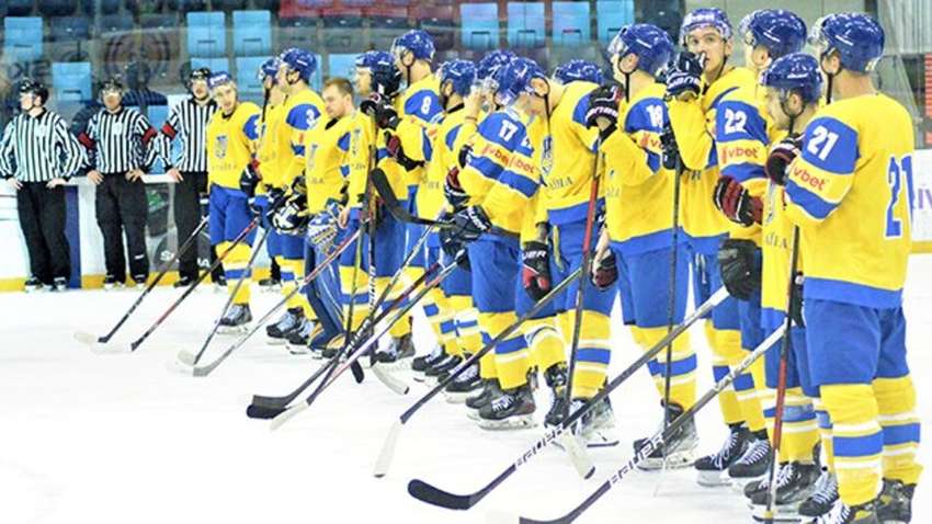 Вадим Шахрайчук определил состав сборной Украины по хоккею на Еврочеллендж: всего в списке 24 игрока Вадим Шахрайчук определил состав сборной Украины по хоккею на Еврочеллендж: всего в списке 24 игрока