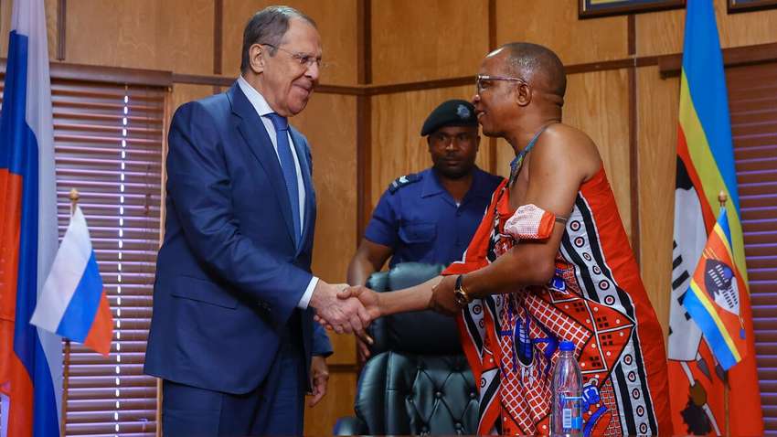 Після поїздки до Африки, Лавров зробив заяву до Заходу