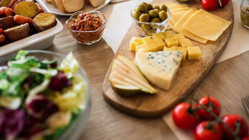 Секрет здоровья и долголетия: какие ТОП-5 продуктов должны есть мужчины в возрасте 50+