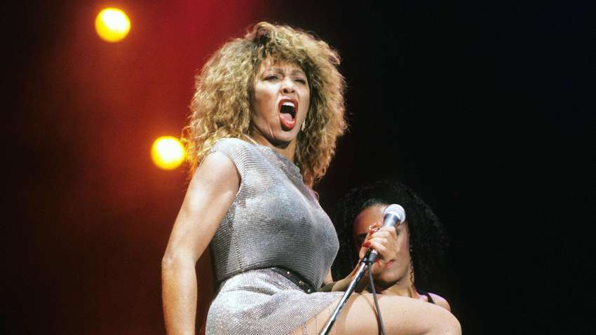 «Королева рок-н-рола» завершила карьеру и попрощалась с фанатами