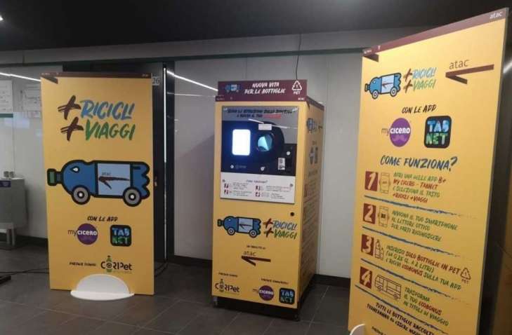 В Риме придумали мотивацию для сбора пластиковых бутылок