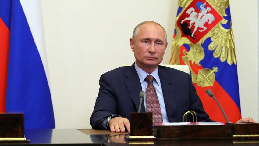 Путину сделали прививку от коронавируса: подробности Путину сделали прививку от коронавируса: подробности