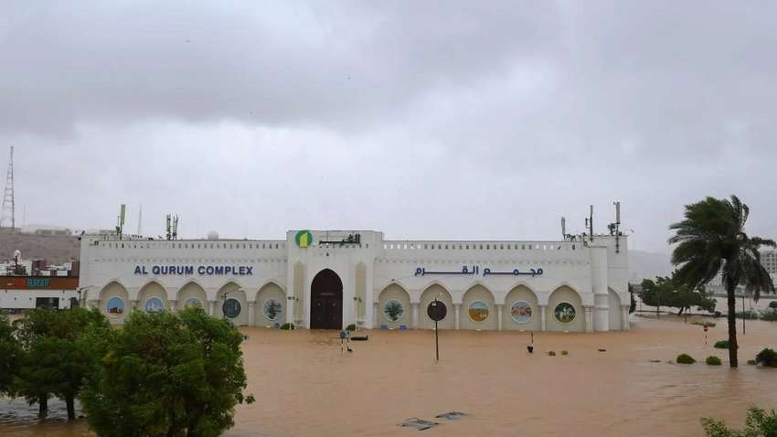 На Ближнем Востоке от циклона погибло несколько человек: что известно о стихийном бедствии