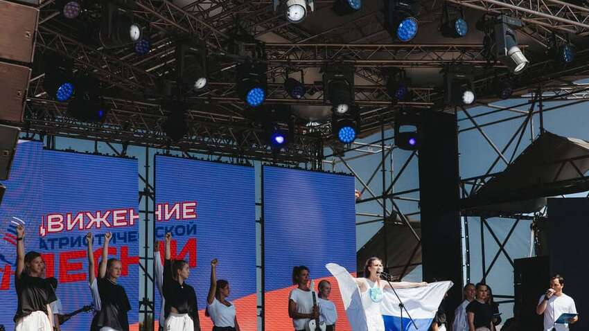 Українцям доведеться співати російські патріотичні пісні: деталі