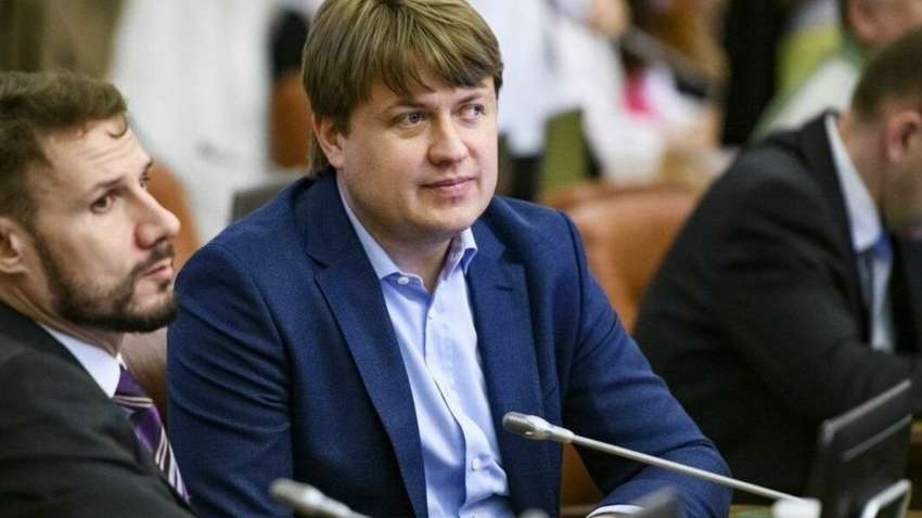 Зеленський замінив свого представника в Кабміні Геруса на Перевезенцева