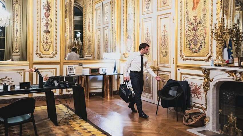 ЗМІ: Макрон живе як король, поки простим французам рекомендують заощаджувати