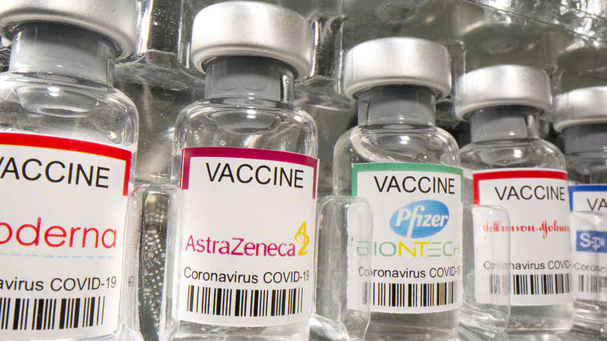 Как жителям трех городов ввели просроченную вакцину Moderna Как жителям трех городов ввели просроченную вакцину Moderna