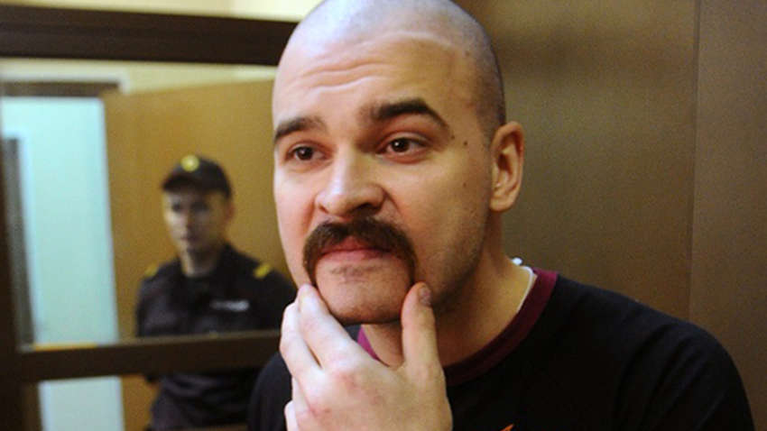 В России покончил с собой неонацист, который издевался над украинцами