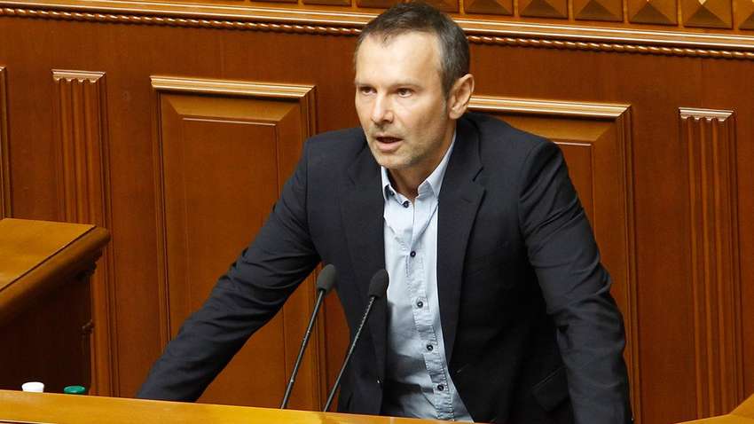 Вакарчук: "Нам нужно вводить не чрезвычайное положение, а политический карантин"