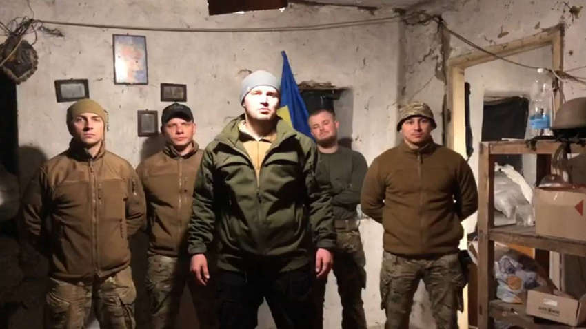 Боец "Азова", вступивший в перепалку с Зеленским, не намерен выполнять его указания