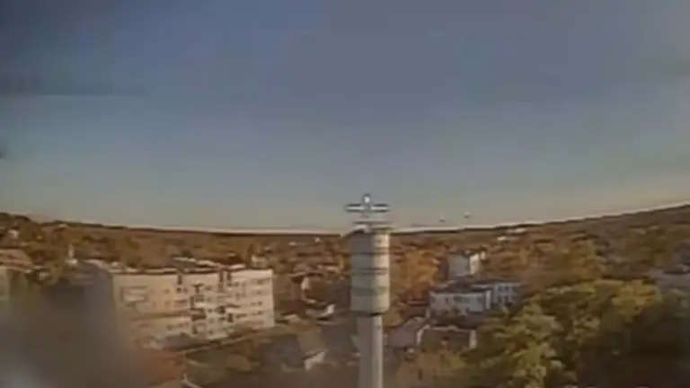 Український гімн зазвучав в окупованих Олешках: спецоперація ЗСУ Український гімн зазвучав в окупованих Олешках: спецоперація ЗСУ