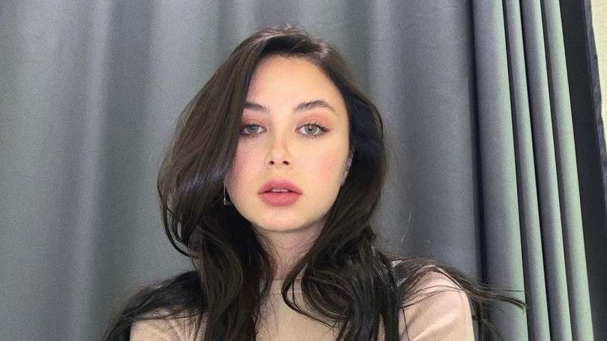 Ще одна українська співачка отримала громадянство країни-агресора