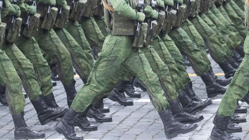 Стало известно, кого, кроме россиян Кремль активно вербует на войну против Украины