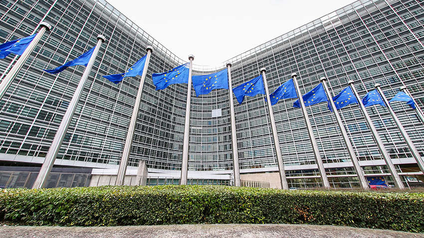 ТОП событий пятницы: экстренное заседание из-за ядерной сделки Ирана и Волчье полнолуние