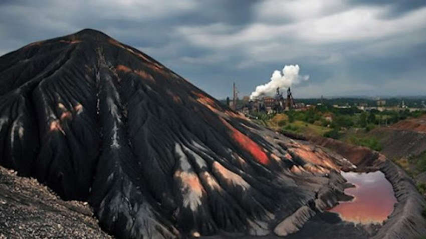 Кравчук заявил об экологической катастрофе на Донбассе из-за шахты, в которой устроили ядерный взрыв (Фото)