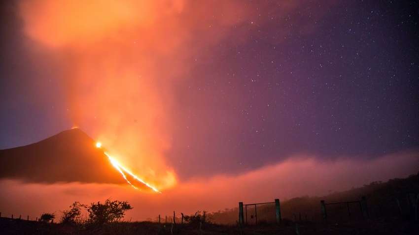 Вулкан в Гватемале засыпает пеплом все кругом: вот-вот начнется извержение Вулкан в Гватемале засыпает пеплом все кругом: вот-вот начнется извержение