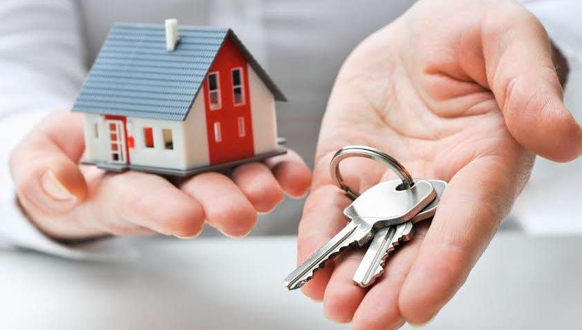 Чому вигідніше вкладати гроші в нерухомість за кордоном, аніж в Україні