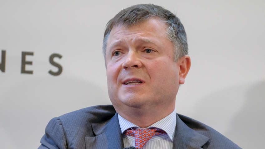 Ібіца та Сан-Тропе: незважаючи на санкції та війну 65-метрова яхта «Z» Костянтина Жеваго вільно ходить Середземним морем