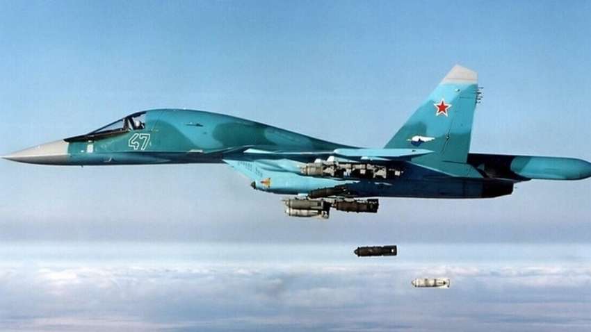 Число российских авиаударов резко сократилось: стали известны причины