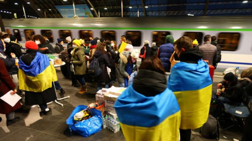 Польша меняет правила для украинских беженцев: что теперь станет недоступным