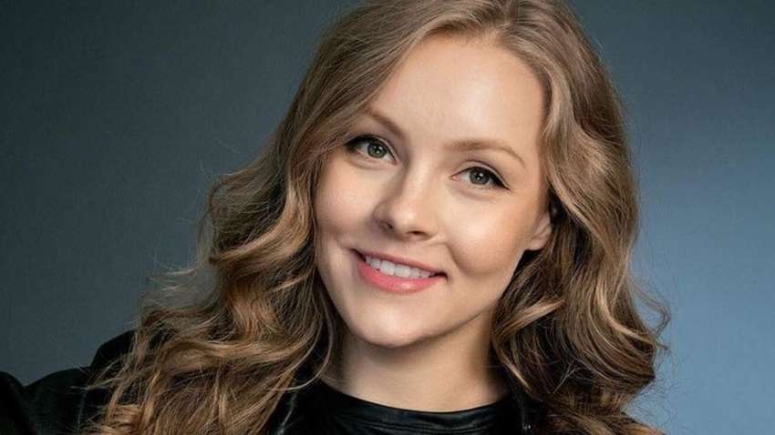 Алена Шоптенко впервые обрезала волосы и показала новую прическу