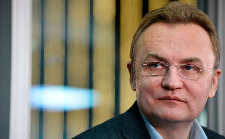 Мер Львова пропонує відновити авіасполучення в Україні: що він заявив Мер Львова пропонує відновити авіасполучення в Україні: що він заявив