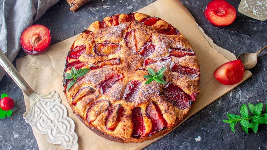 Легендарный сливовый пирог из газеты The New York Times: простой рецепт вкусного десерта