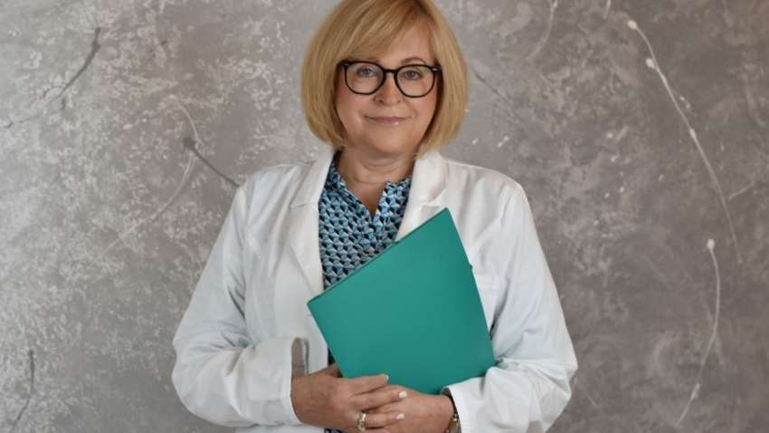 Как пережить жару сердечникам: советы кардиолога Как пережить жару сердечникам: советы кардиолога