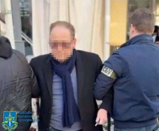 Скандал в Одесском городском совете: чиновник задержан на взятке