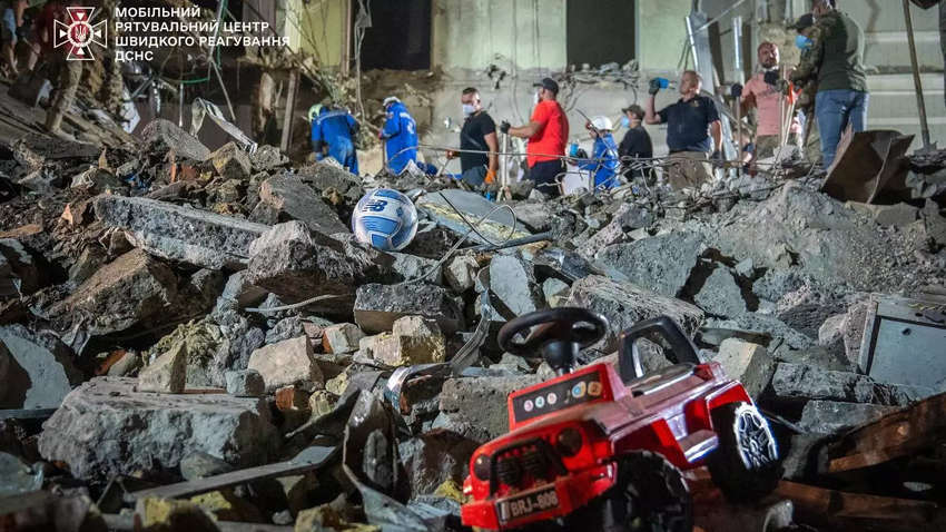 Массированная ракетная атака РФ: количество погибших детей выросло