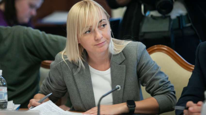 Після Авдіївки буде Куп'янськ та Харків: нардепка заявила про високі шанси втратити українські міста Після Авдіївки буде Куп'янськ та Харків: нардепка заявила про високі шанси втратити українські міста