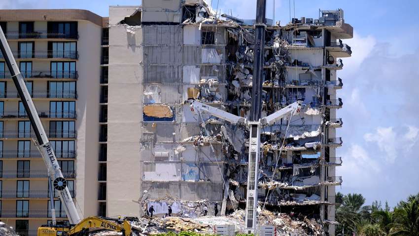 Обвал дома во Флориде Число жертв увеличивается