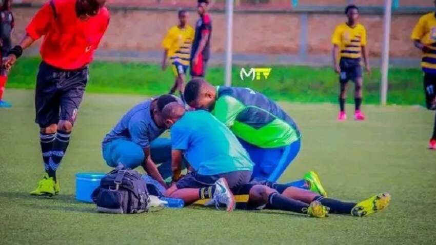 Футболист из Бурунди умер на футбольном поле: все из-за монеты-талисмана