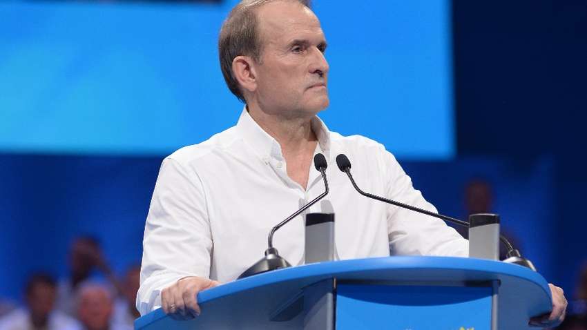 Польские СМИ: Высокий рейтинг ОПЗЖ на парламентских выборах связан с поездкой Медведчука в Москву