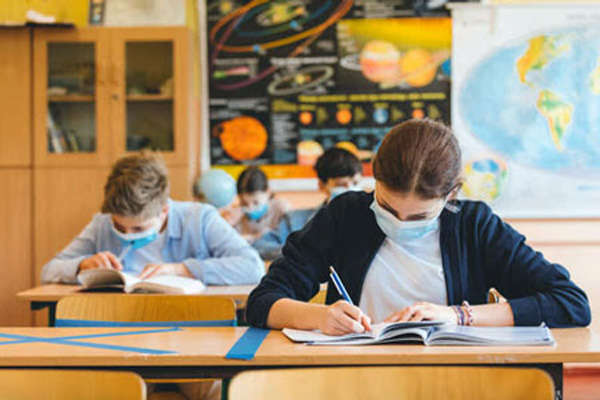 Украинских школьников призывают объединиться ради изменения климата