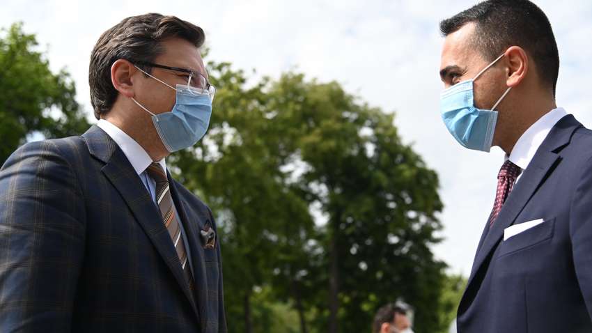 Война на Донбассе и оккупация Крыма: поддерживает ли Италия Украину