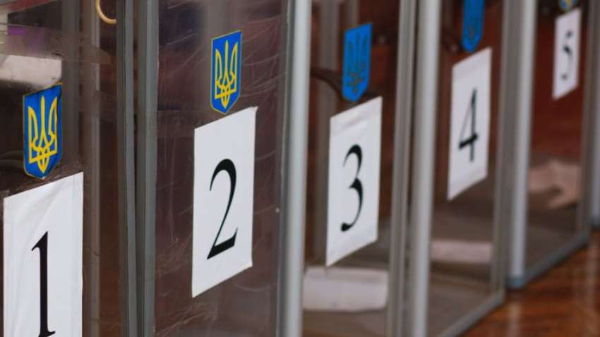 В Україні відкрилися всі дільниці на виборах 