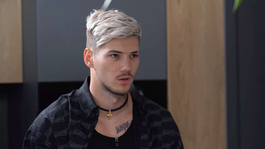  Известный в Украине блогер признался, почему не ушел на фронт