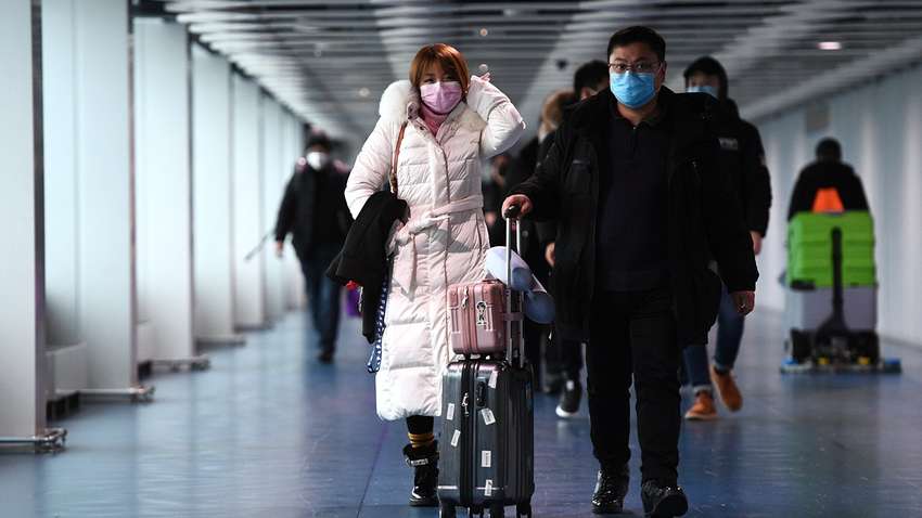 Евакуація українців з Китаю та пропагандистські плакати про співпрацю з РФ: яким був цей четвер