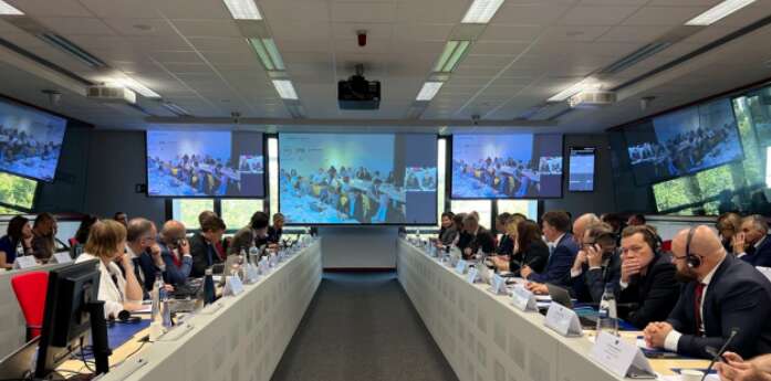 Договорились о встрече: когда и где пройдут переговоры между Украиной и РФ Договорились о встрече: когда и где пройдут переговоры между Украиной и РФ