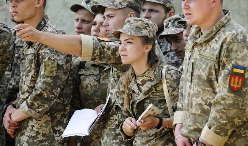 Чи відправлять 18-річних на фронт. Оборонний комітет прийняв рішення  