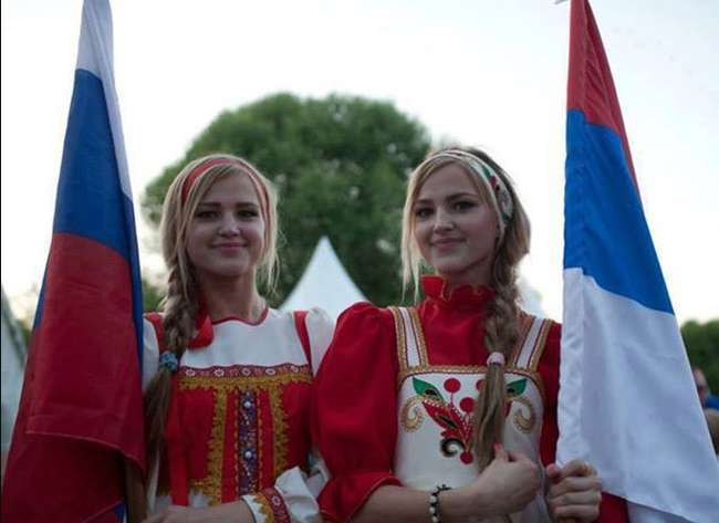 Росіяни масово тікають в Європу: вони обирають одну конкретну країну