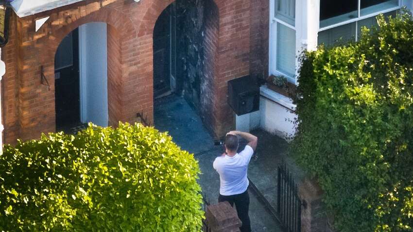 В дом Кира Стармера бросили «коктейль Молотова»: произошел пожар В дом Кира Стармера бросили «коктейль Молотова»: произошел пожар