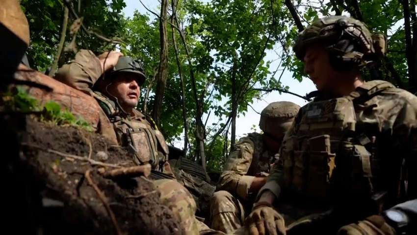 СМИ назвали ключевую причину, почему Украина стремительно теряет свои территории на Донбассе