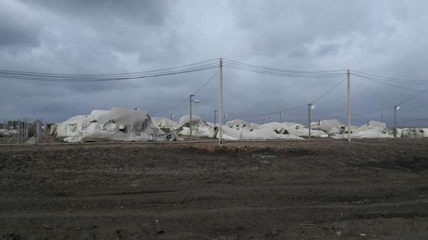 На военном полигоне Широкий Лан ураган снес палаточный городок ВСУ