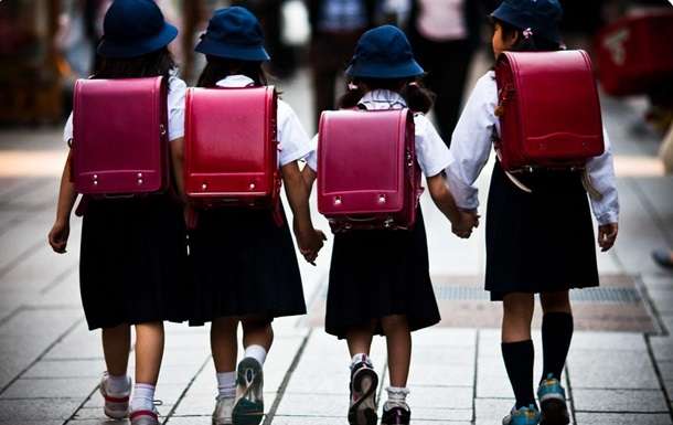 В Японії вантажівка збила групу учнів молодших класів - ЗМІ