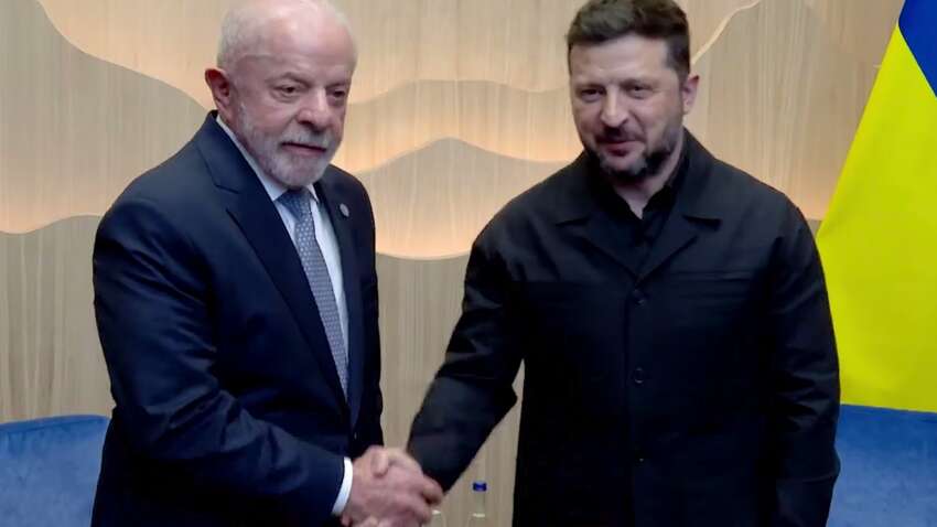 Зеленский меняет дипломатическую игру: Киев готов поддержать мирную инициативу Бразилии Зеленский меняет дипломатическую игру: Киев готов поддержать мирную инициативу Бразилии