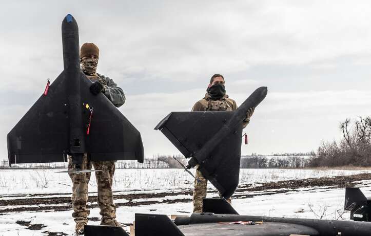 "Азов" показал, как уничтожает врага новейшими дронами (ВИДЕО) "Азов" показал, как уничтожает врага новейшими дронами (ВИДЕО)